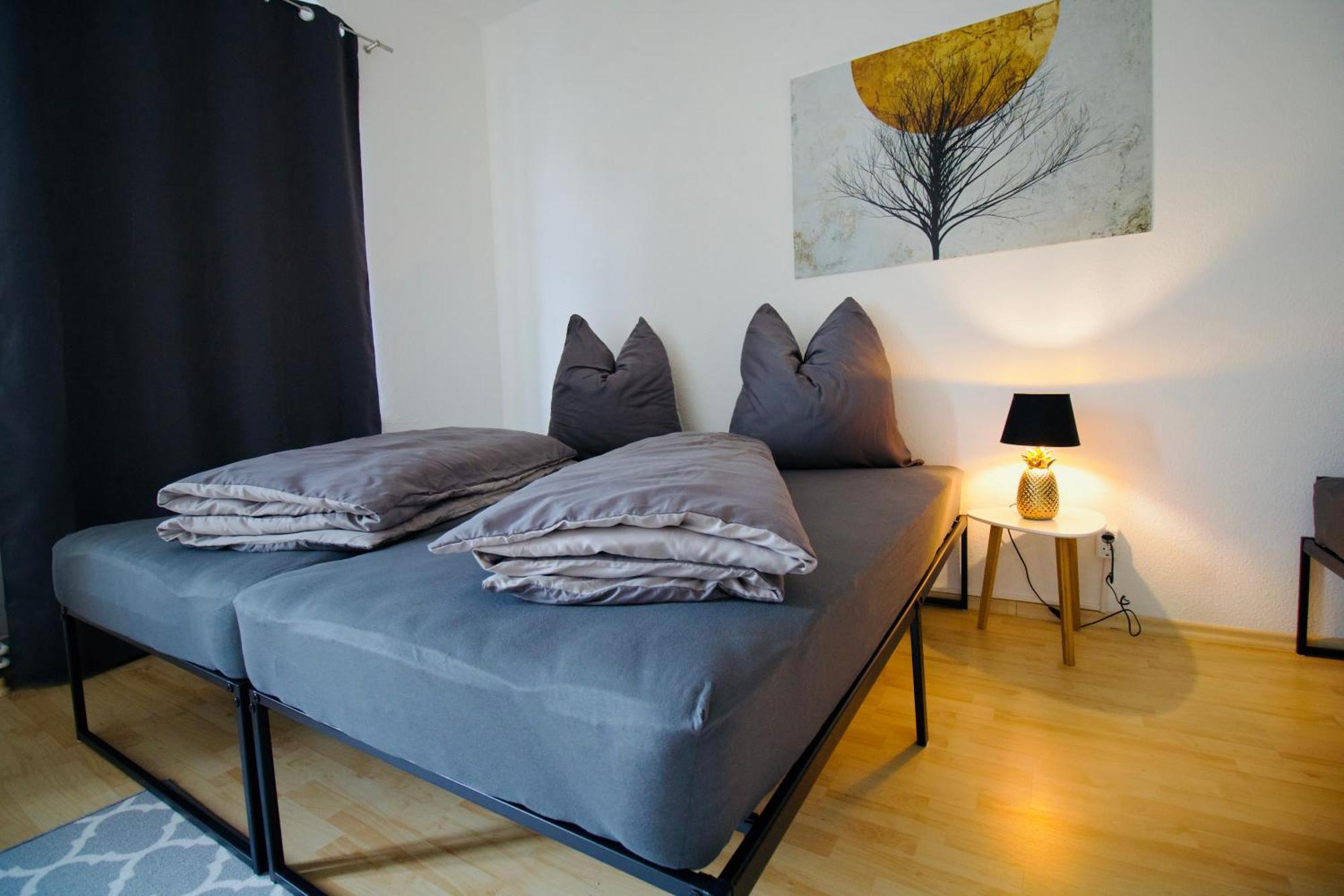 Gemuetliches Innenstadtnest, Zentrale Lage, 88Qm, Kostenfreier Parkplatz, Fuer Bis Zu 6 Personen Cottbus Exterior foto