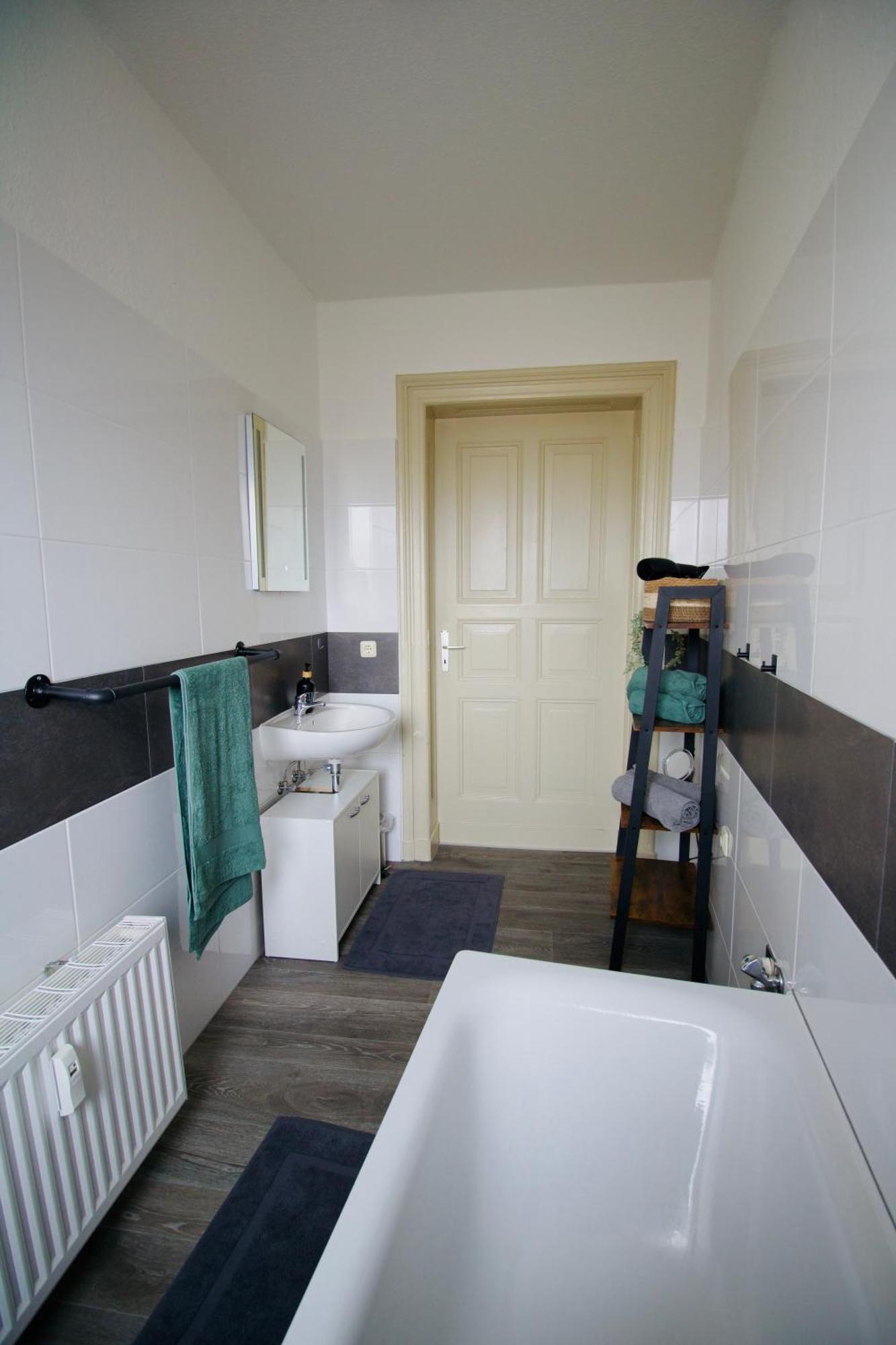 Gemuetliches Innenstadtnest, Zentrale Lage, 88Qm, Kostenfreier Parkplatz, Fuer Bis Zu 6 Personen Cottbus Exterior foto